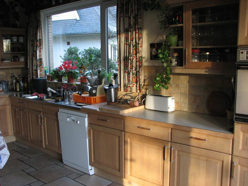Prince D'Orange Bed & Breakfast Braine-lʼAlleud Exterior foto
