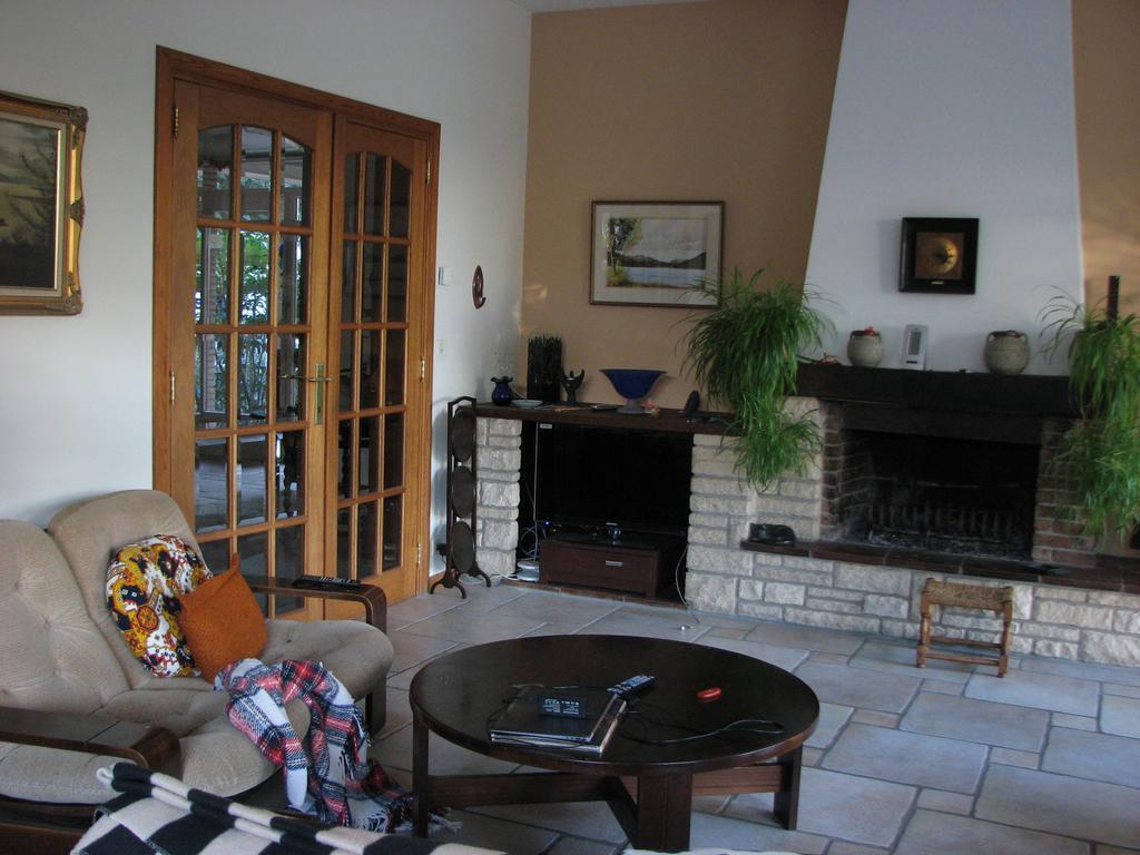 Prince D'Orange Bed & Breakfast Braine-lʼAlleud Exterior foto